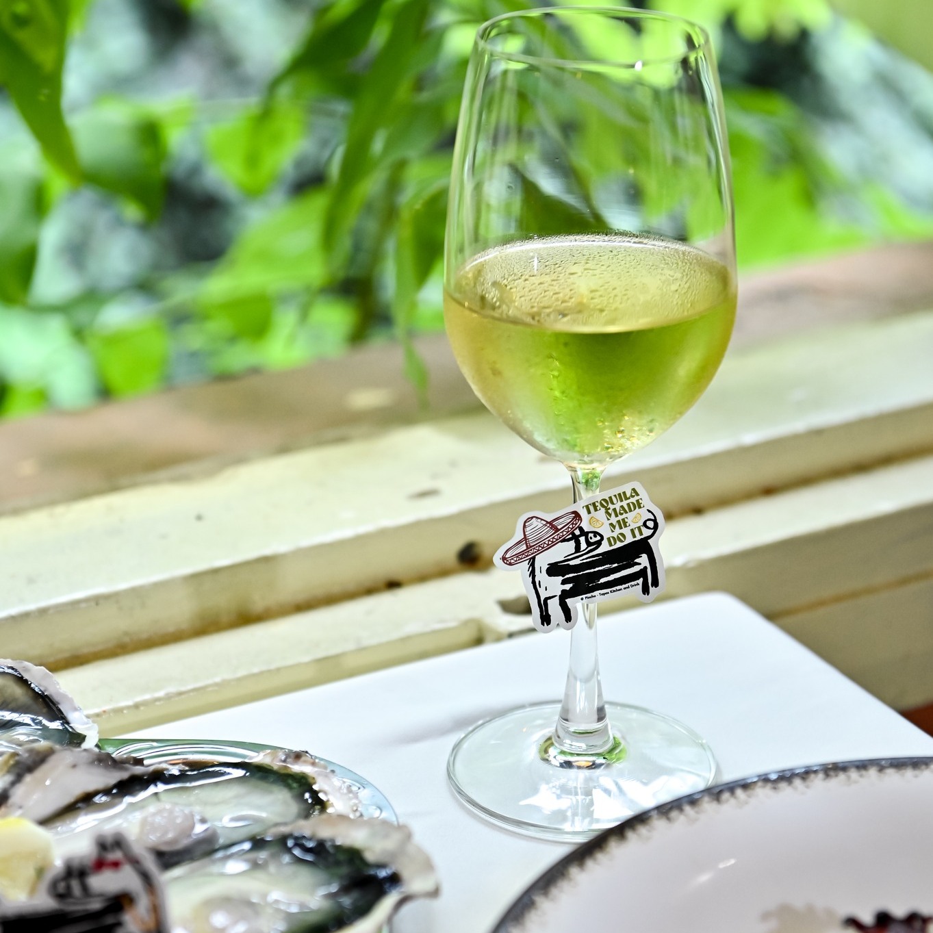 THE SEA COMES TO THE CITY — photo 2