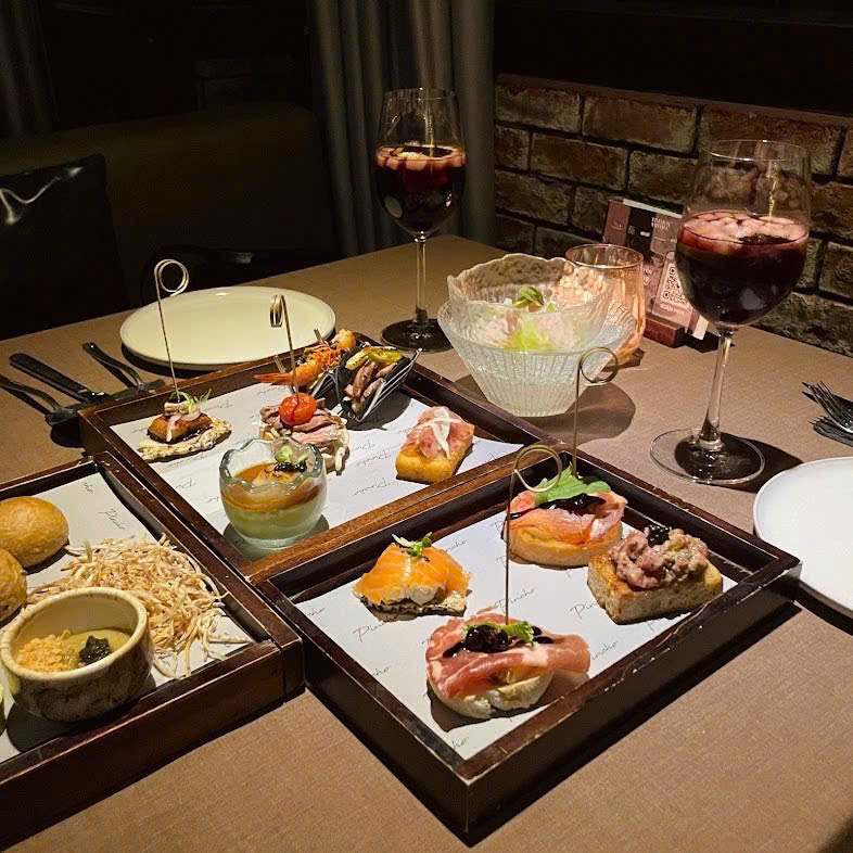 SOME RAIN, SOME WINE — photo 4