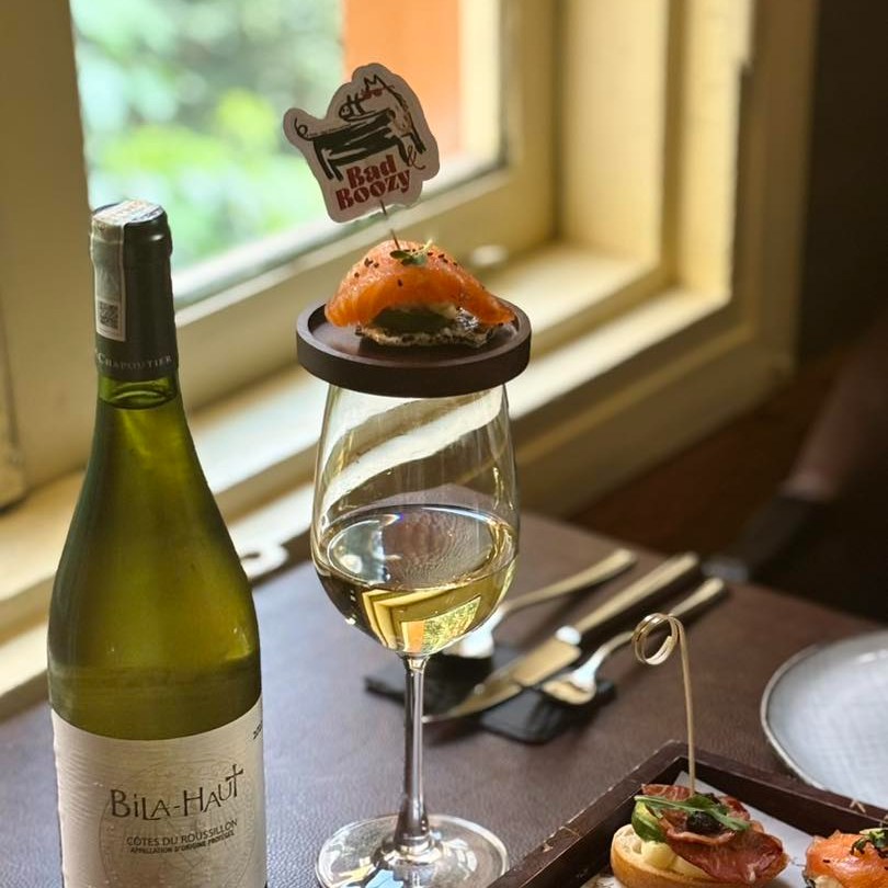 Thủ thỉ & Nhâm nhi — photo 2