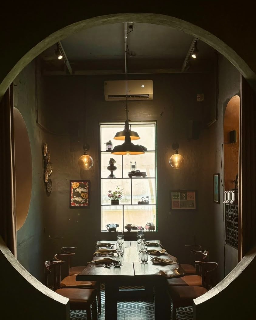 YOUR MOMENT, YOUR SPACE