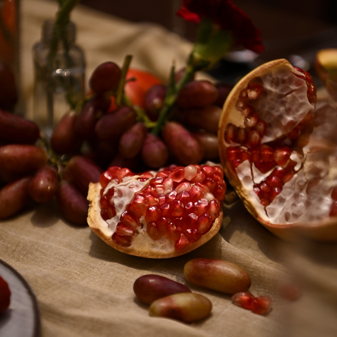 A TABLE OF SEASONS — photo 2