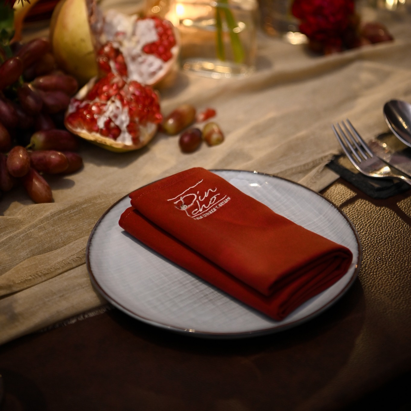 A TABLE OF SEASONS — photo 4