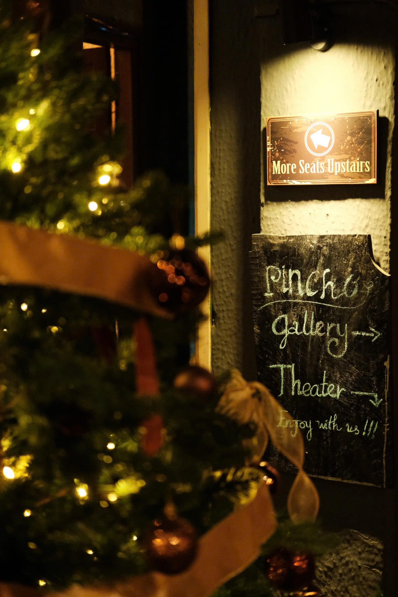 CHRISTMAS HAS LANDED AT PINCHO — photo 4