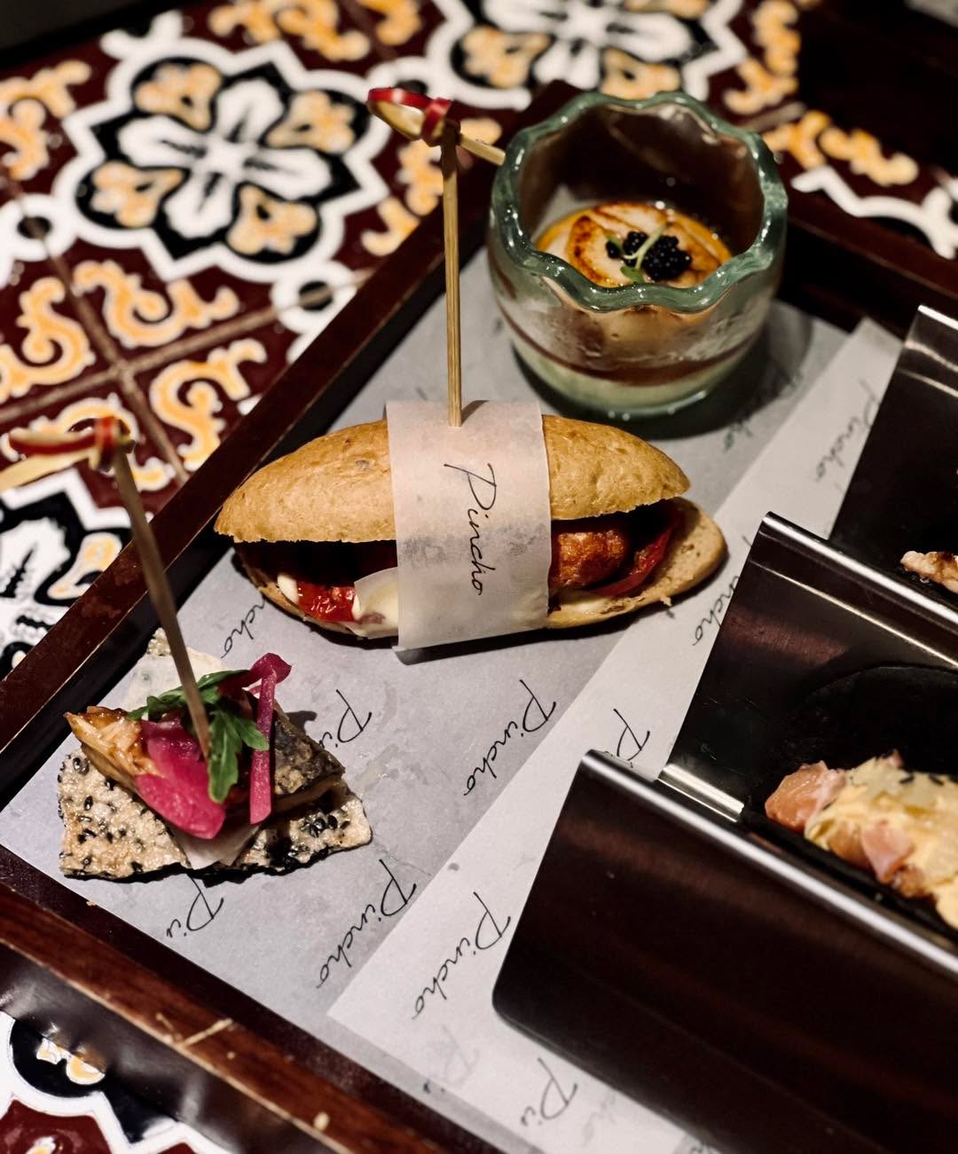 A GIANT WORLD OF TAPAS — photo 4